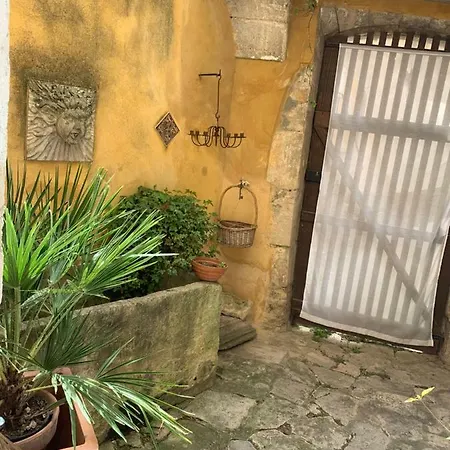 La Sarrasine Penzion